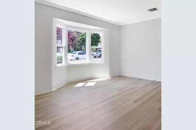 640 E Elmwood Avenue, Burbank, CA 91501 - Photo 6