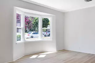 640 E Elmwood Ave, Burbank, CA 91501 - Photo 6