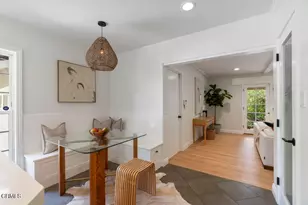 3818 Cedarbend Dr, Glendale, CA 91214 - Photo 22