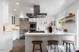 3818 Cedarbend Dr, Glendale, CA 91214 - Photo 12