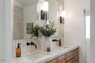 3818 Cedarbend Dr, Glendale, CA 91214 - Photo 36