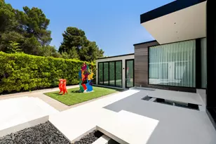 590 Haynes Ave, Beverly Hills, CA 90210 - Photo 2