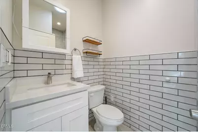 1281 Meadowbrook Road, Altadena, CA 91001 - Photo 32