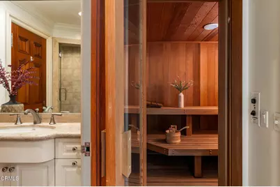 860 Flintridge Avenue, La Canada Flintridge, CA 91011 - Photo 16