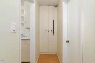 132 Poinsettia Ave, Monrovia, CA 91016 - Photo 24