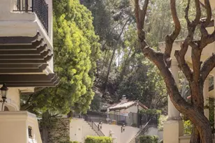 52 N Arroyo Blvd, Pasadena, CA 91105 - Photo 42