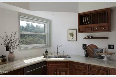 52 N Arroyo Boulevard, Pasadena, CA 91105 - Photo 14