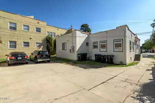 407 S Verdugo Rd, Glendale, CA 91205 - Photo 10