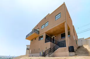 3874 W Point Dr, Los Angeles, CA 90065 - Photo 32