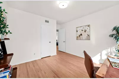 253 Redwood Drive, Pasadena, CA 91105 - Photo 30