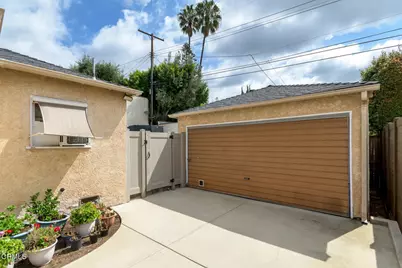 1324 Loreto Drive, Glendale, CA 91207 - Photo 20