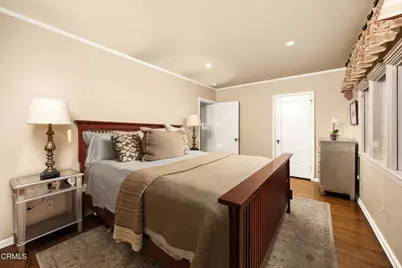 555 Meadow Grove Street, La Canada Flintridge, CA 91011 - Photo 36