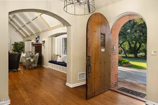 555 Meadow Grove St, La Canada Flintridge, CA 91011 - Photo 8