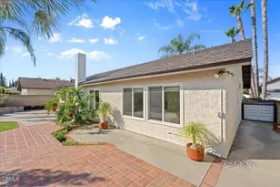 25530 Meadow Mont St, Valencia, CA 91355 - Photo 28