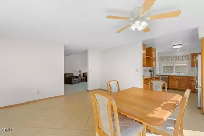 25530 Meadow Mont Street, Valencia, CA 91355 - Photo 10