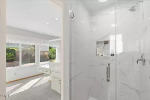25530 Meadow Mont St, Valencia, CA 91355 - Photo 22
