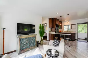 7078 High Cliff Trail, Tujunga, CA 91042 - Photo 10