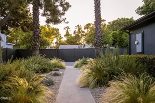 950 N Summit Ave, Pasadena, CA 91103 - Photo 4