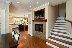 1295 S Oakland Ave, Pasadena, CA 91106 - Photo 28