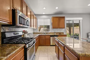 2728 Hornbeam Rd, Palmdale, CA 93551 - Photo 10