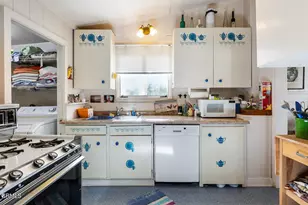 166 S Arroyo Blvd, Pasadena, CA 91105 - Photo 44