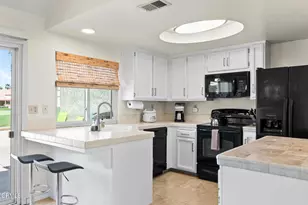 42173 Omar Pl, Palm Desert, CA 92211 - Photo 18