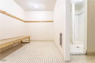 5460 White Oak Ave, Los Angeles, CA 91316 - Photo 34