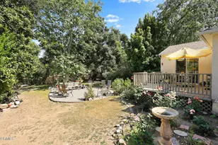 430 Eaton Dr, Pasadena, CA 91107 - Photo 30