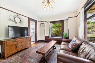 733 N Mar Vista Ave, Pasadena, CA 91104 - Photo 10
