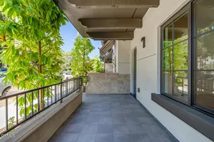 139 S Oak Knoll Ave, Pasadena, CA 91101 - Photo 24