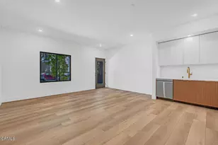 139 S Oak Knoll Ave, Pasadena, CA 91101 - Photo 1