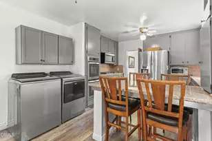 555 Michigan Blvd, Pasadena, CA 91107 - Photo 12