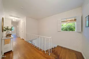 951 Laguna Rd, Pasadena, CA 91105 - Photo 34