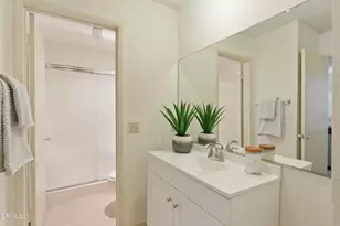 360 S Euclid Ave, Pasadena, CA 91101 - Photo 20