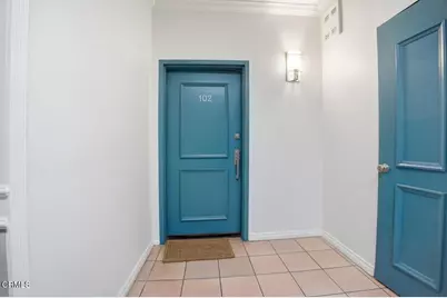 10327 Missouri Avenue #102, Los Angeles, CA 90025 - Photo 2