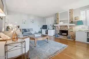 10327 Missouri Ave, Los Angeles, CA 90025 - Photo 2