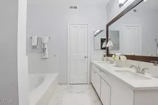10327 Missouri Ave, Los Angeles, CA 90025 - Photo 18