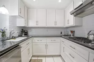10327 Missouri Ave, Los Angeles, CA 90025 - Photo 8