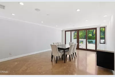 2303 Hillhurst Avenue, Los Angeles, CA 90027 - Photo 18