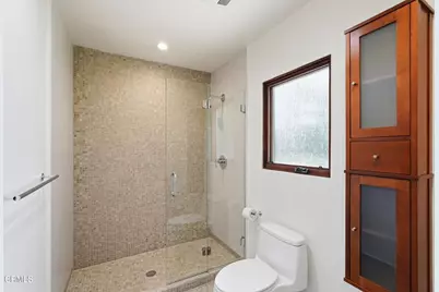 2303 Hillhurst Avenue, Los Angeles, CA 90027 - Photo 44