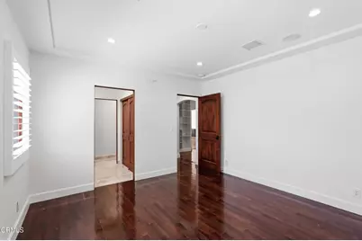 2303 Hillhurst Avenue, Los Angeles, CA 90027 - Photo 38