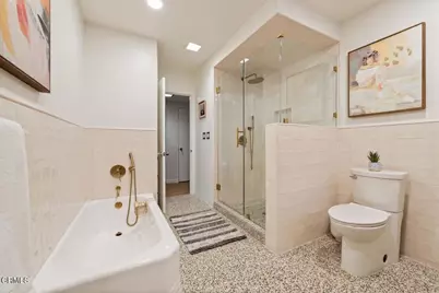 1535 Meadowbrook Road, Altadena, CA 91001 - Photo 20