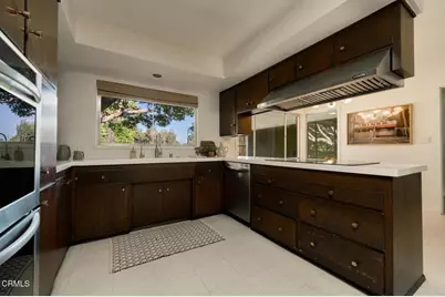1535 Meadowbrook Road, Altadena, CA 91001 - Photo 10