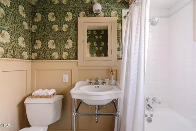 689 E Woodbury Road, Altadena, CA 91001 - Photo 24