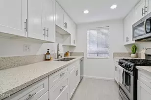 544 E Magnolia, Burbank, CA 91501 - Photo 10