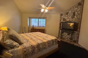 232 N Fairway Dr, Lake Arrowhead, CA 92352 - Photo 8