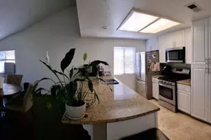 3811 Triton Dr, Palmdale, CA 93550 - Photo 10