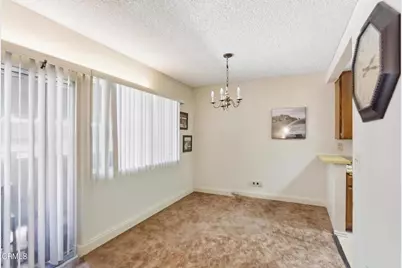12321 Riverside Drive #204, Valley Village, CA 91607 - Photo 4