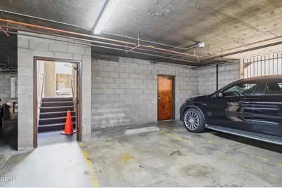 12321 Riverside Drive #105, Los Angeles, CA 91607 - Photo 10
