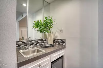 1225 S Orange Grove Boulevard #2, Pasadena, CA 91105 - Photo 12